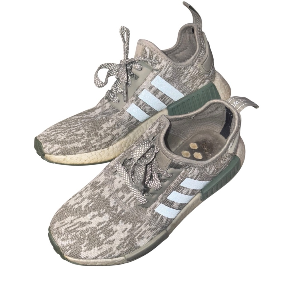 Adidas x Foot Locker NMD R1 sesame sneakers men’s size 6 athletic shoes green - Picture 4 of 7